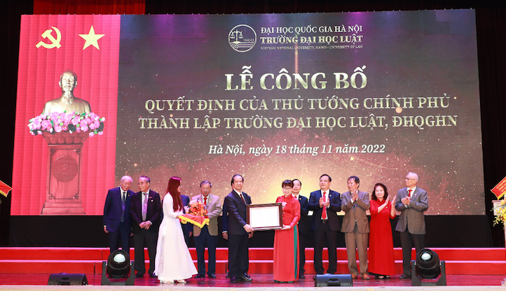Công bố Quyết định của Thủ tướng thành lập Trường Đại học Luật - ĐH Quốc gia Hà Nội -0