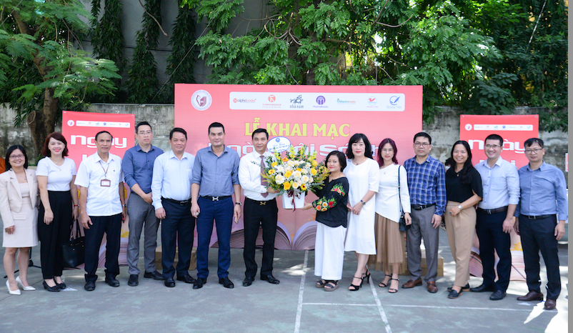 Ngày hội sách và Tọa đàm Tư vấn hướng nghiệp tại Trường Đại học Văn hóa Hà Nội -1