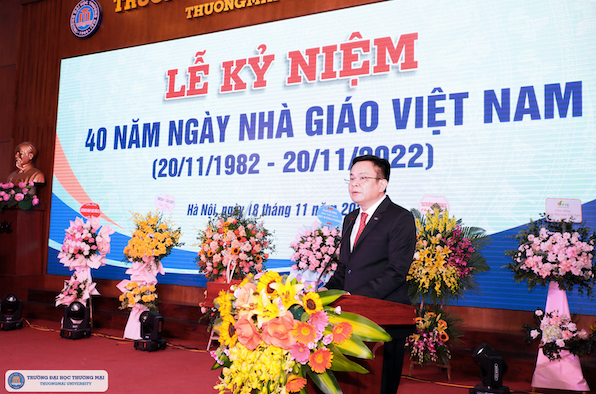 Trường ĐH Thương Mại nhận chứng nhận kiểm định chất lượng 6 chương trình đào tạo trong Lễ kỷ niệm ngày Nhà giáo Việt Nam -0