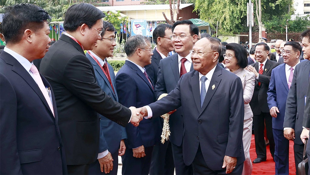 Một số hình ảnh Lễ đón Chủ tịch Quốc hội Vương Đình Huệ thăm chính thức Vương quốc Campuchia -3