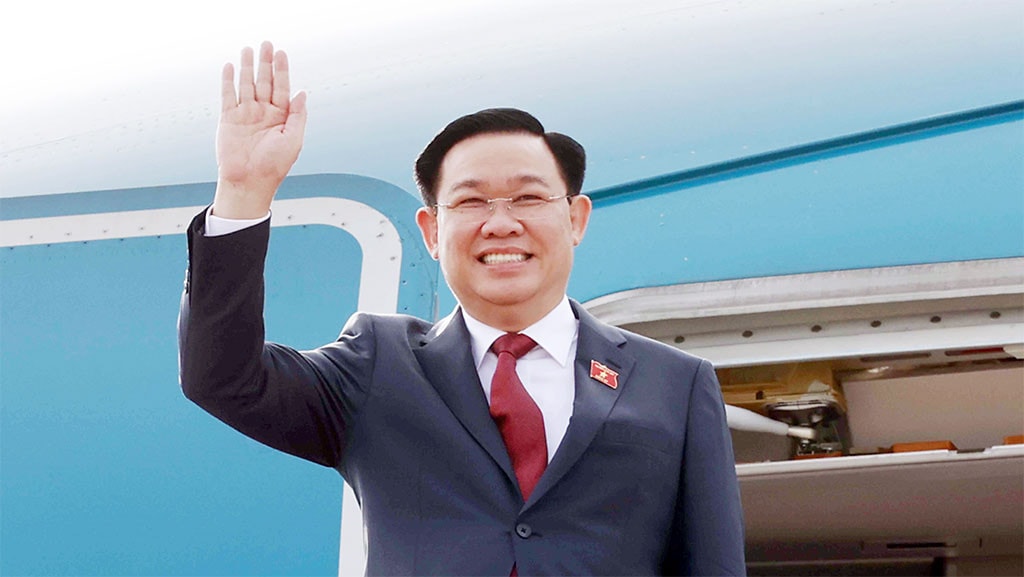 Chủ tịch Quốc hội Vương Đình Huệ đến Thủ đô Phnôm Pênh, bắt đầu thăm chính thức Vương quốc Campuchia và tham dự Đại hội đồng AIPA - 43 -7