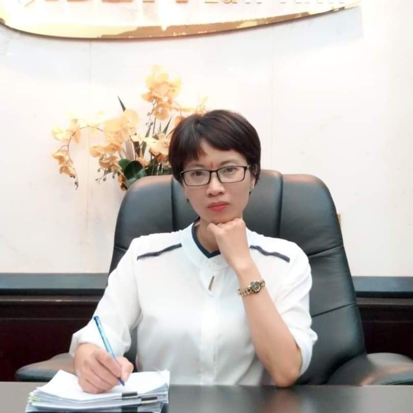 Trong thời gian bị tạm đình chỉ công việc người lao động có được tạm ứng tiền lương không? Công ty tạm đình chỉ công việc của người lao động quá thời hạn quy định sẽ bị xử phạt như thế nào? -0