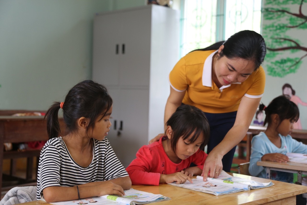 Cô giáo cắm bản và hành trình “gieo chữ” đầy gian nan nơi biên giới -0
