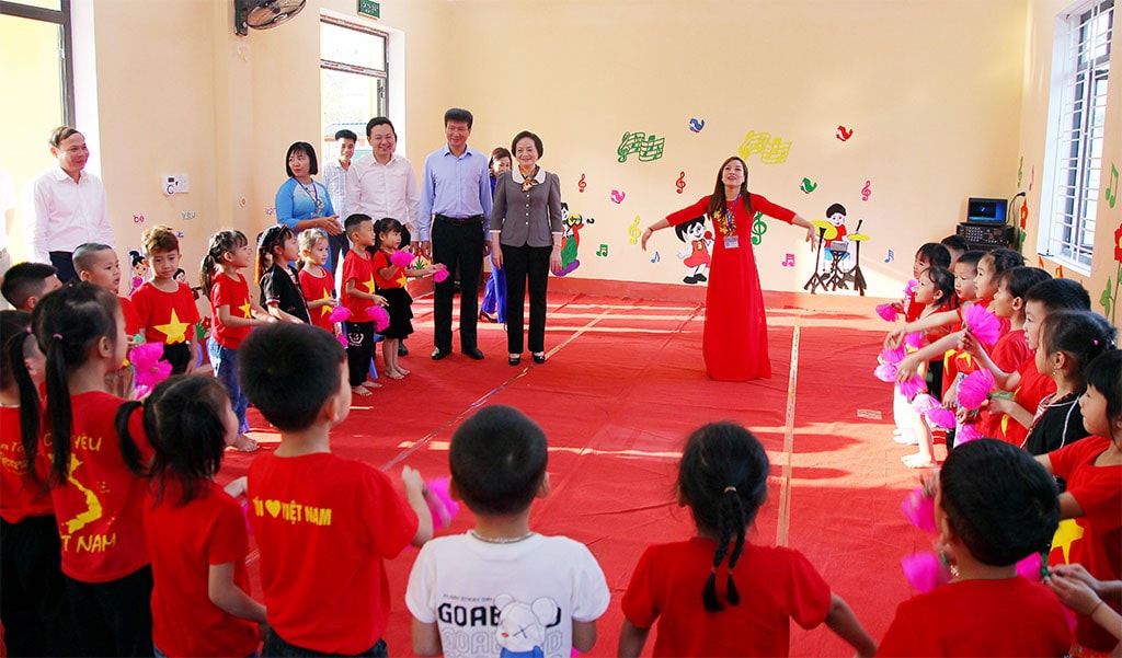Bộ trưởng Bộ Nội vụ Phạm Thị Thanh Trà tiếp xúc cử tri huyện Yên Bình, Yên Bái