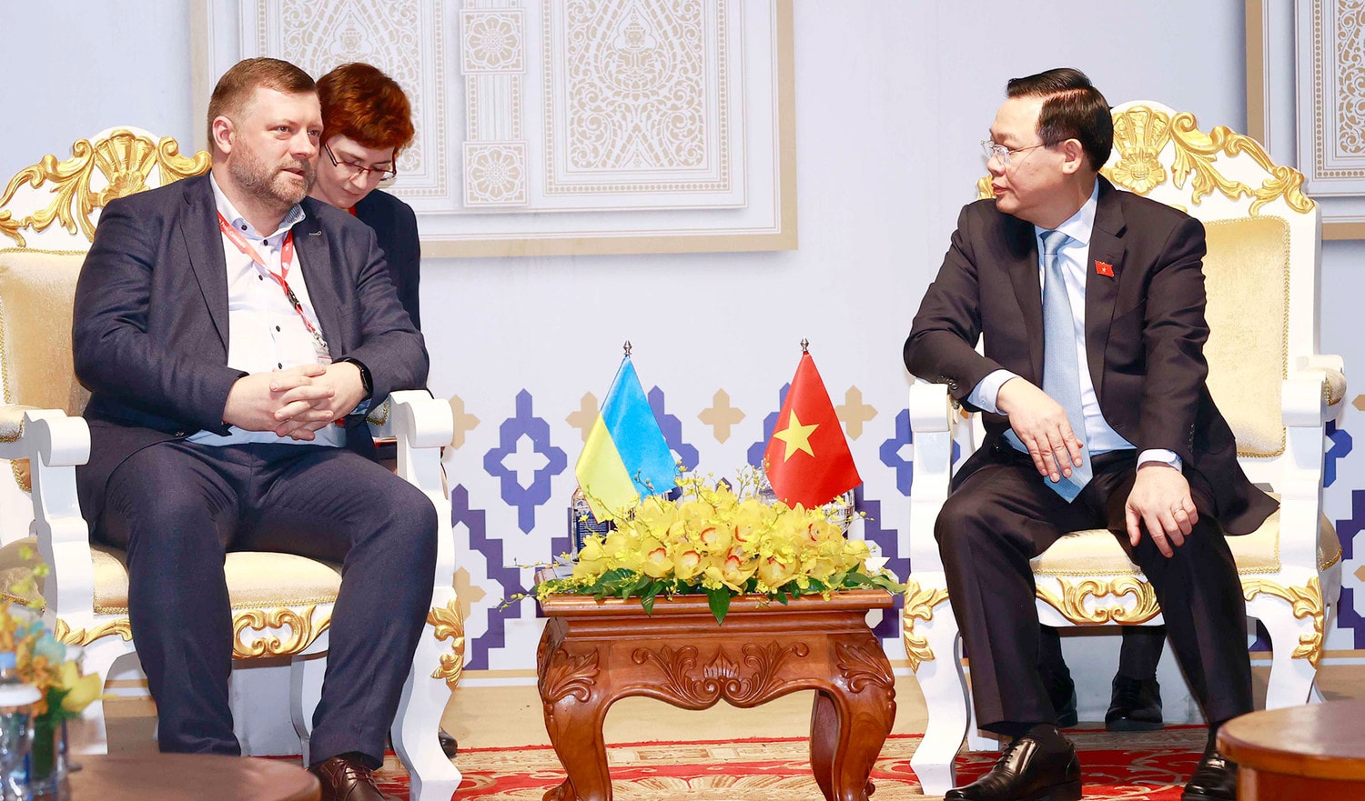 Chủ tịch Quốc hội Vương Đình Huệ thăm chính thức Vương quốc Campuchia và tham dự AIPA-43 -0