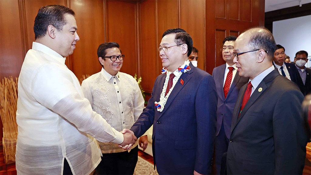 Một số hình ảnh Lễ đón Chủ tịch Quốc hội Vương Đình Huệ thăm chính thức Cộng hòa Philippines -2