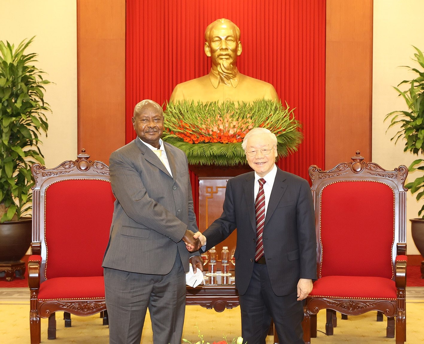 Tổng Bí thư Nguyễn Phú Trọng tiếp Tổng thống Uganda -0