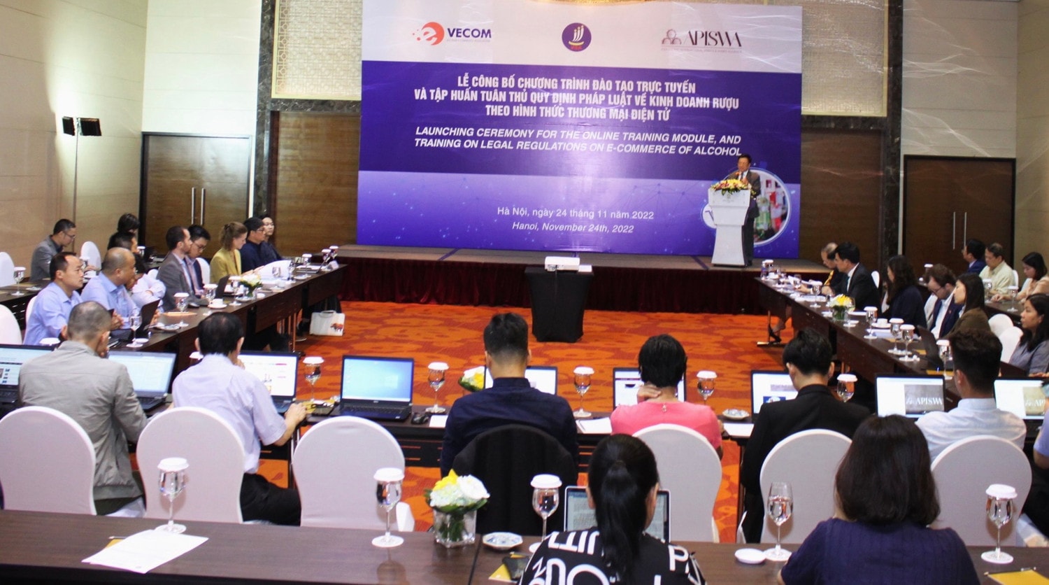 Hỗ trợ doanh nghiệp sản xuất đồ uống trong hoạt động thương mại điện tử -0