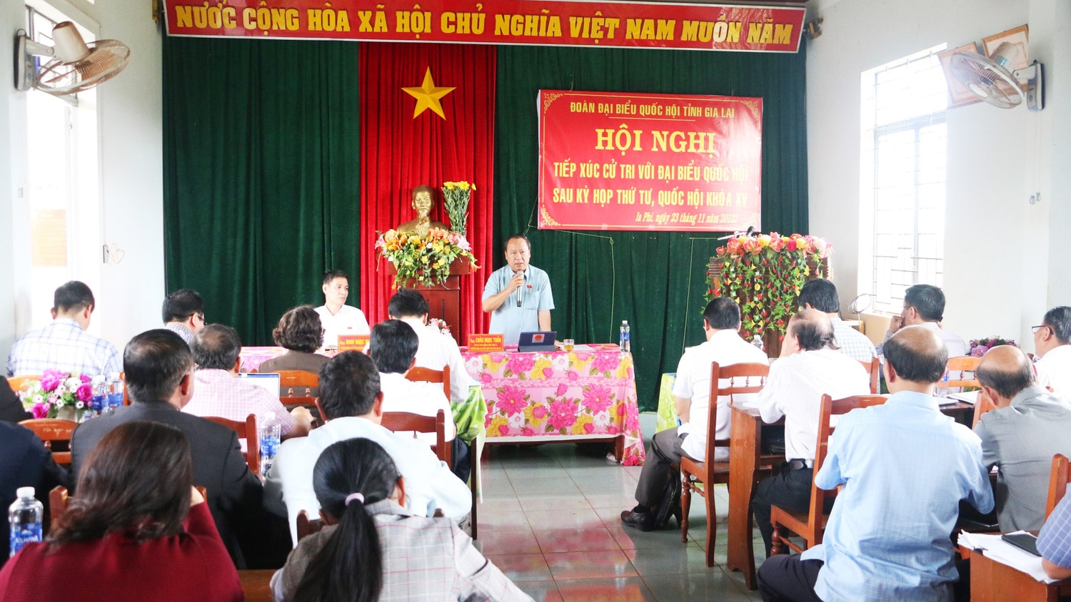 Đoàn đại biểu Quốc hội tỉnh Gia Lai tiếp xúc cử tri sau kỳ họp thứ 4 -0