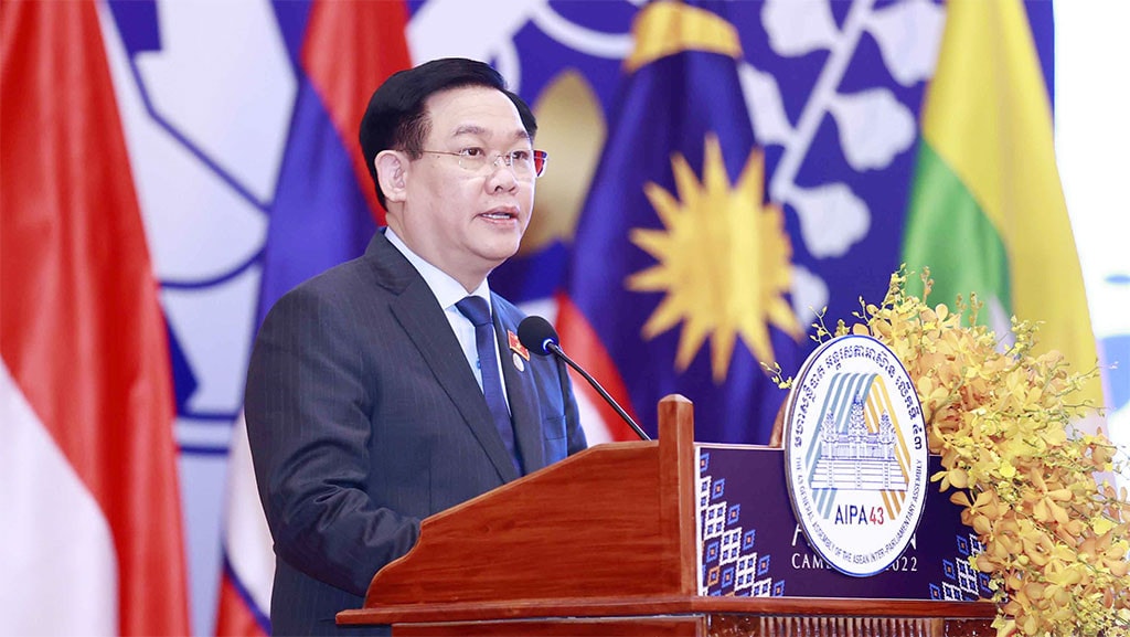Chủ tịch Quốc hội Vương Đình Huệ kết thúc tốt đẹp chuyến thăm chính thức Vương quốc Campuchia, Cộng hoà Philippines và tham dự Đại hội đồng AIPA – 43 -0