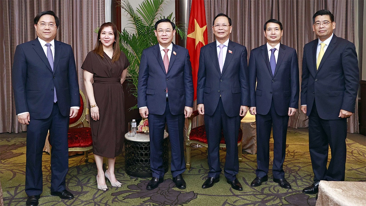 Một số hình Chủ tịch Quốc hội Vương Đình Huệ thăm chính thức Cộng hoà Philippines