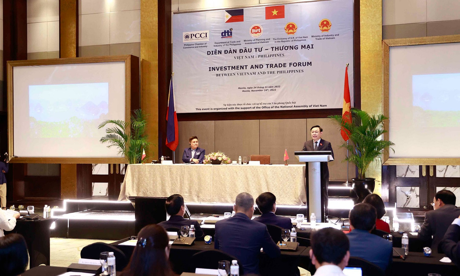 Chủ tịch Quốc hội Vương Đình Huệ thăm chính thức Cộng hòa Philippines