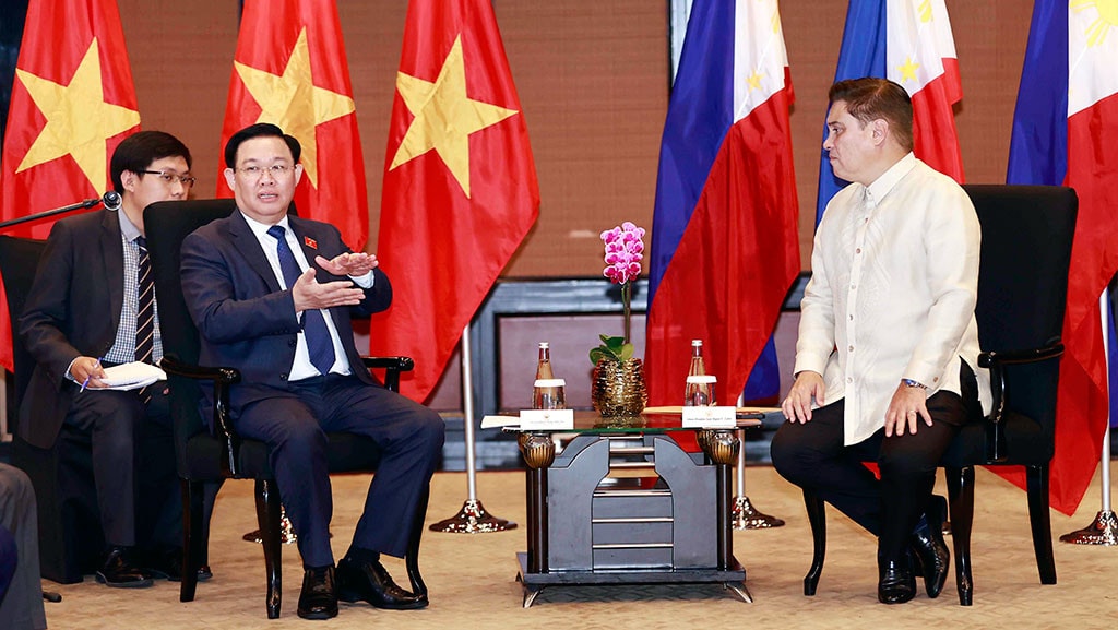 Chủ tịch Quốc hội Vương Đình Huệ thăm chính thức Cộng hòa Philippines