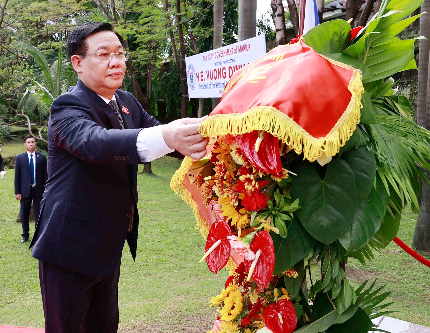 Chủ tịch Quốc hội Vương Đình Huệ thăm chính thức Cộng hòa Philippines