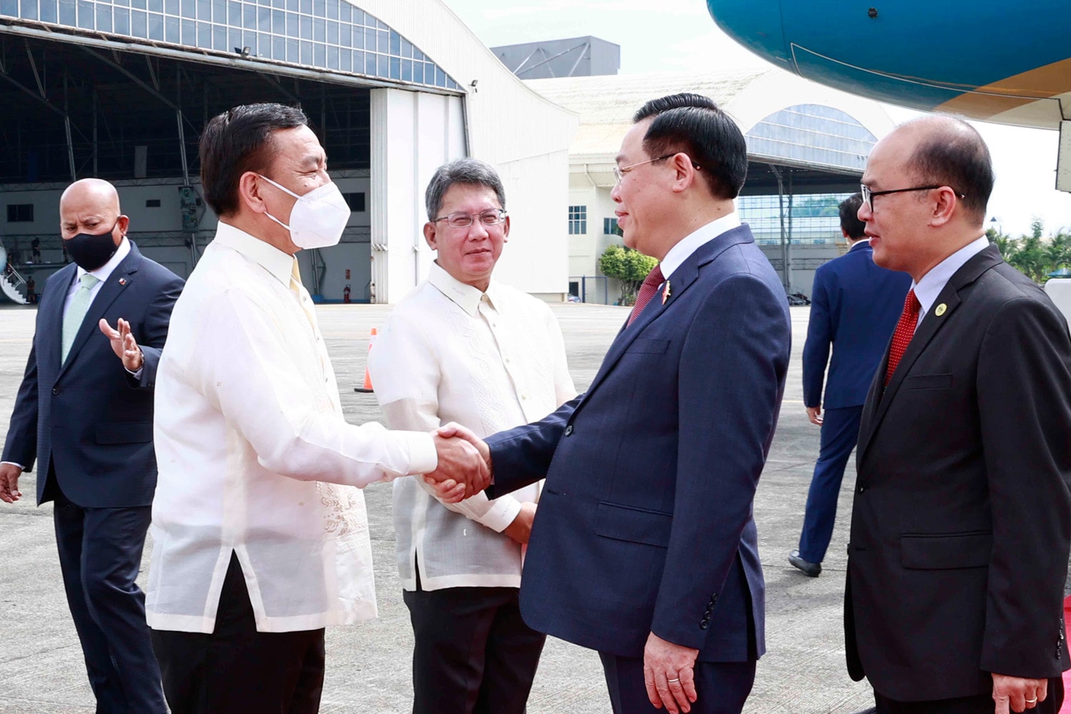 Chủ tịch Quốc hội Vương Đình Huệ thăm chính thức Cộng hòa Philippines