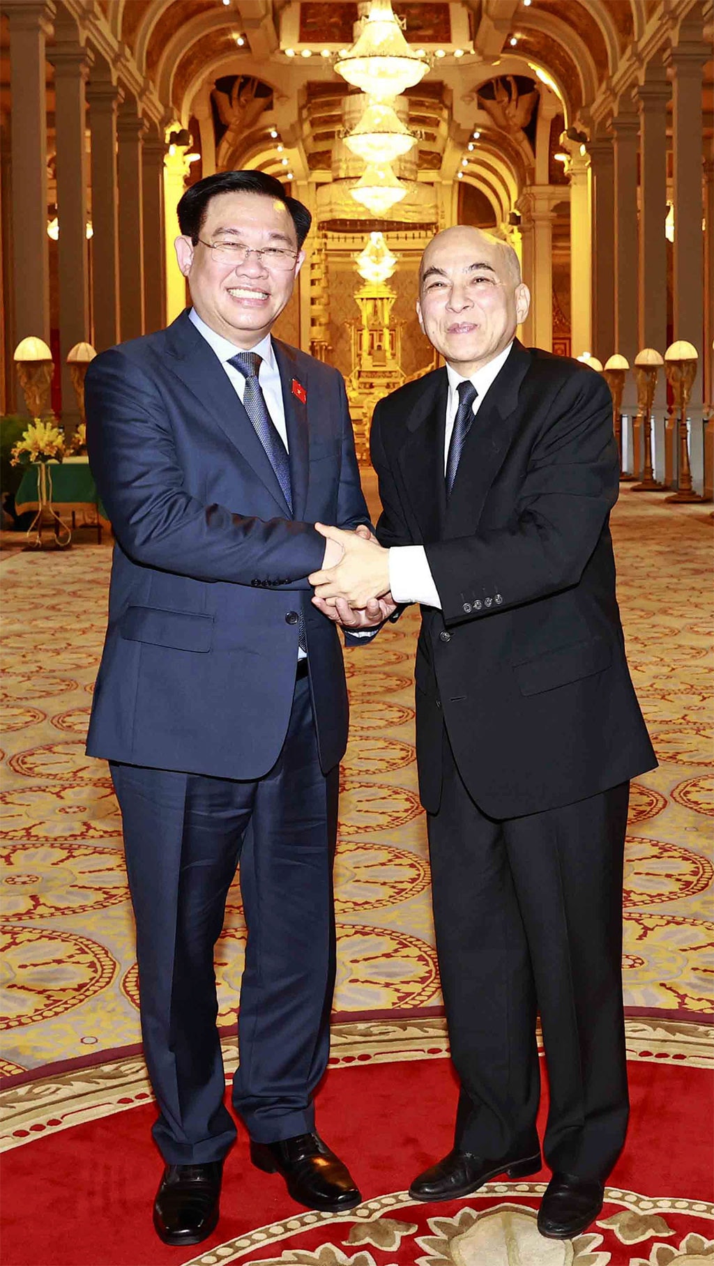Chủ tịch Quốc hội Vương Đình Huệ kết thúc tốt đẹp chuyến thăm chính thức Vương quốc Campuchia, Cộng hoà Philippines và tham dự Đại hội đồng AIPA – 43 -0
