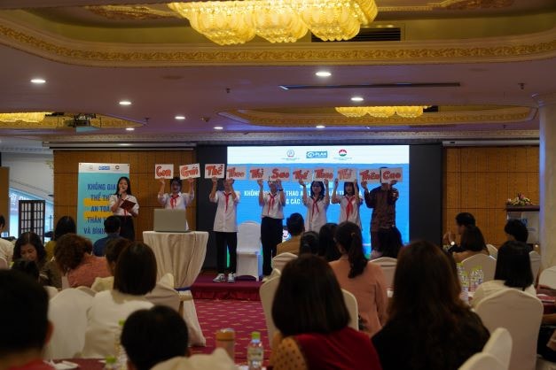 Thông điệp được các học sinh quận Hà Đông và Ba Vì đưa ra tại buổi tổng kết dự án Nhân lên những môi trường học tập và rèn luyện an toàn, bình đẳng -0