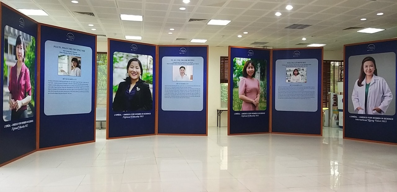 Trao giải thưởng và vinh danh 4 nhà khoa học nữ xuất sắc năm 2022 -0