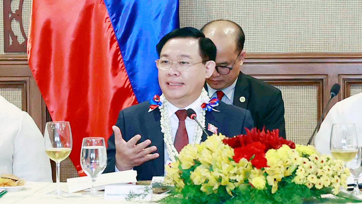 Một số hình Chủ tịch Quốc hội Vương Đình Huệ thăm chính thức Cộng hoà Philippines