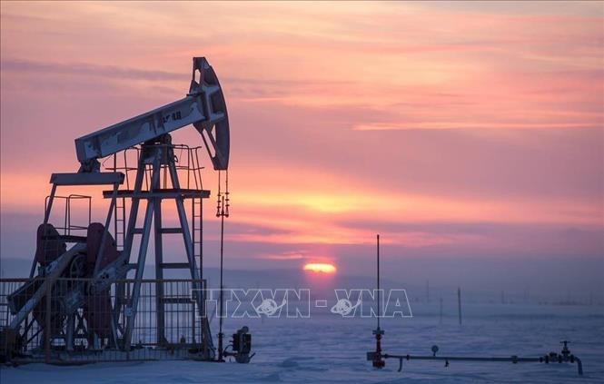 EU không đạt đồng thuận về áp trần giá dầu của Nga -0