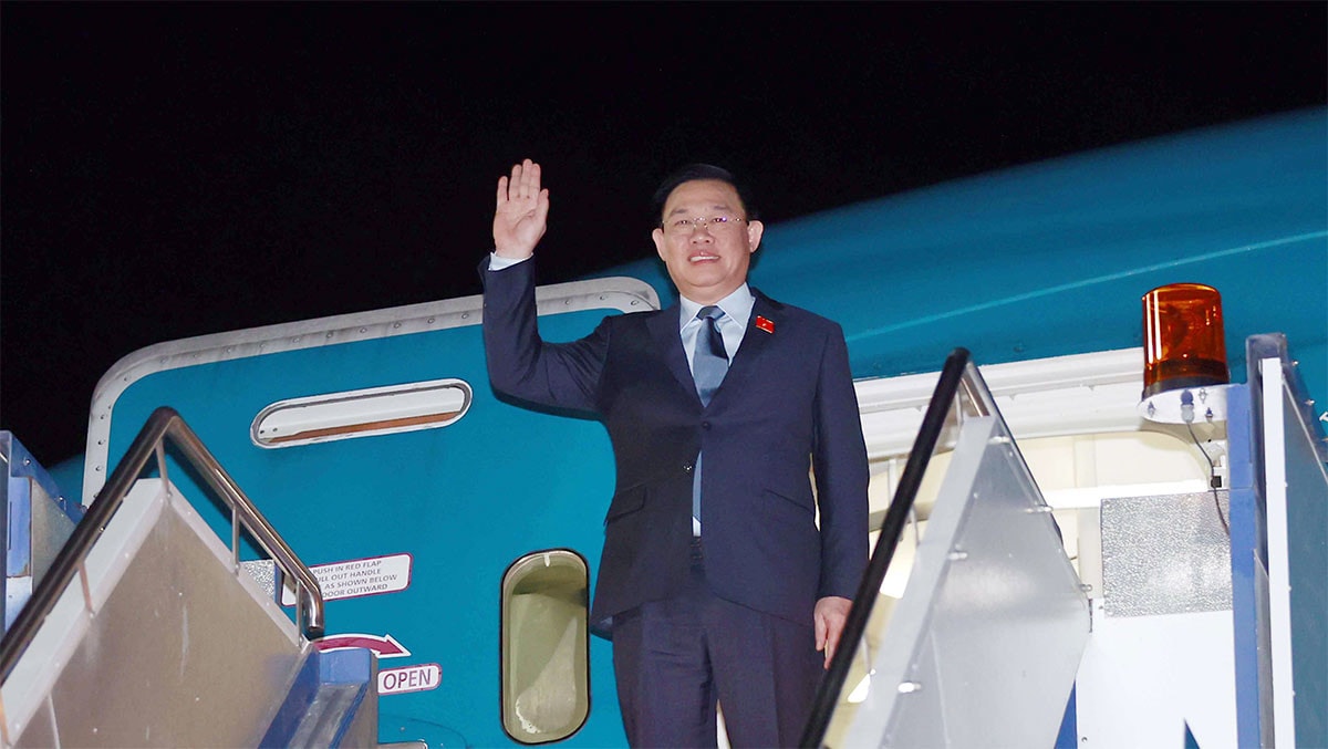 Chủ tịch Quốc hội Vương Đình Huệ đến Thủ đô Canberra, bắt đầu thăm chính thức Australia -0
