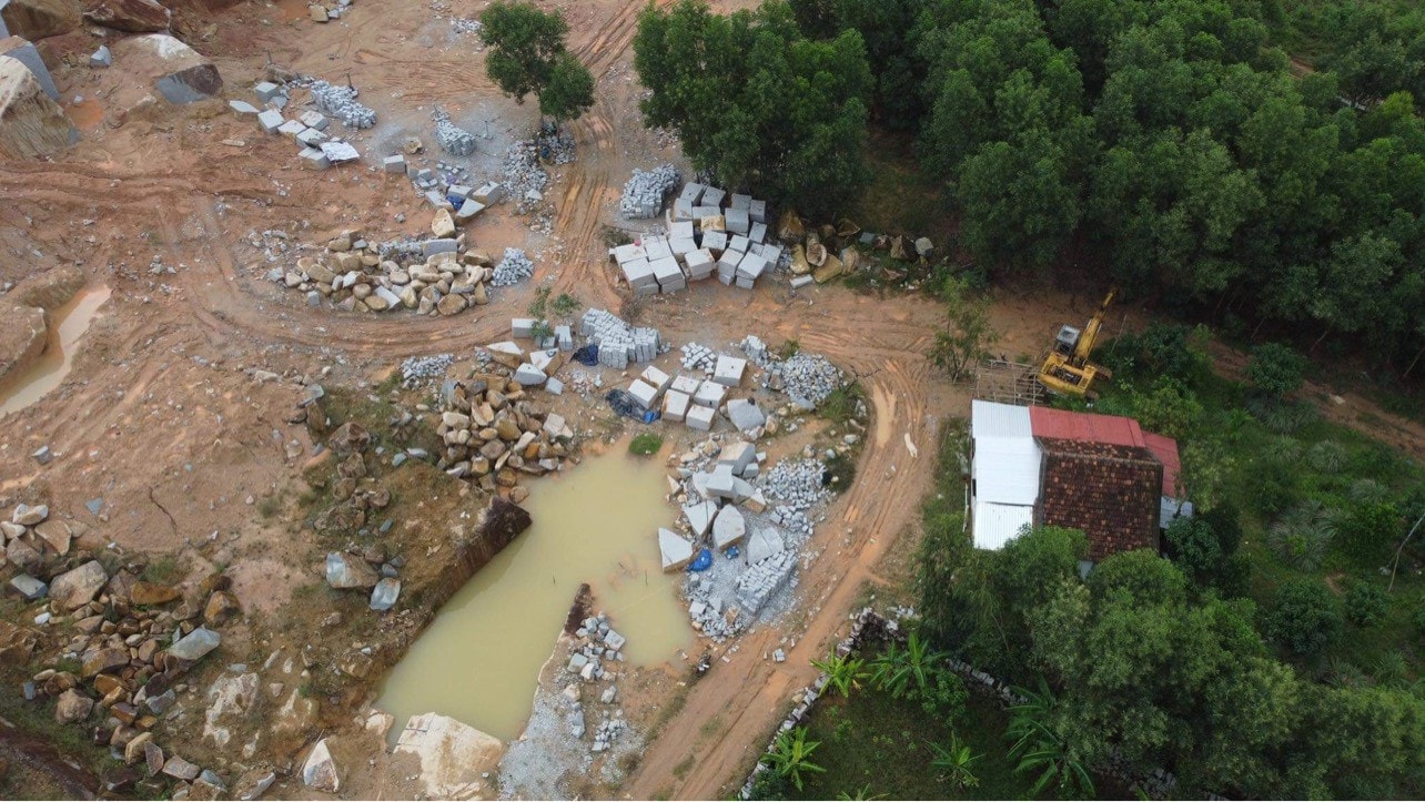 Phú Yên: Nhức nhối việc khai thác đất, đá trái phép tại núi Cây Trâm, Gò Vông. -0