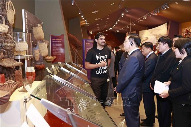 Ngày làm việc đầu tiên của Chủ tịch Quốc hội Vương Đình Huệ tại Australia -0