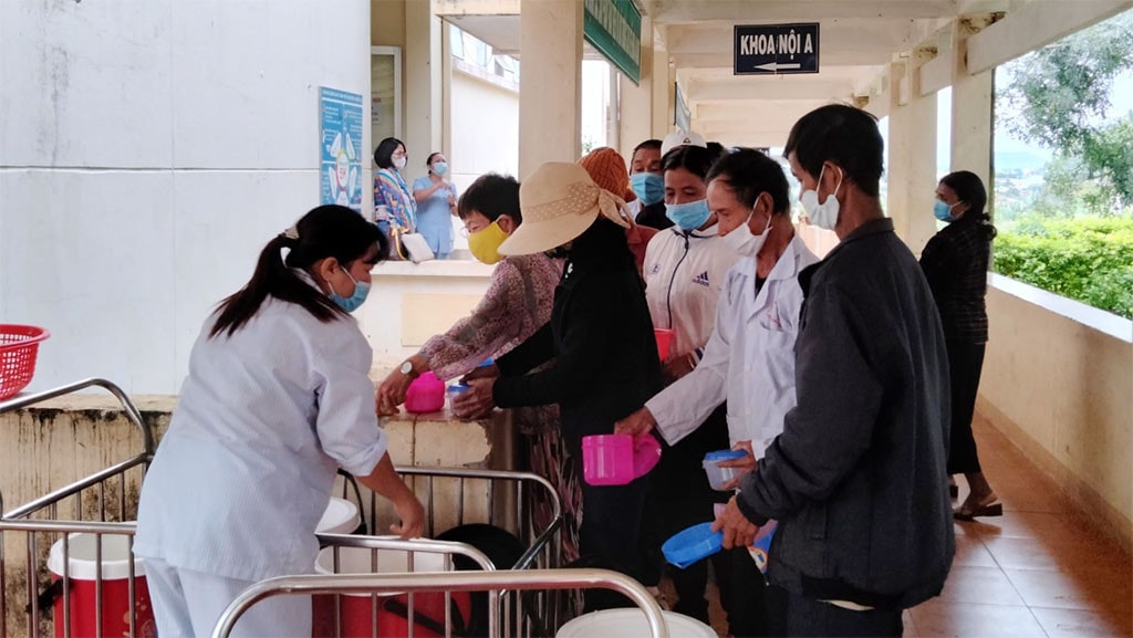  Bài 1- Còn đó những khó khăn, thách thức -0