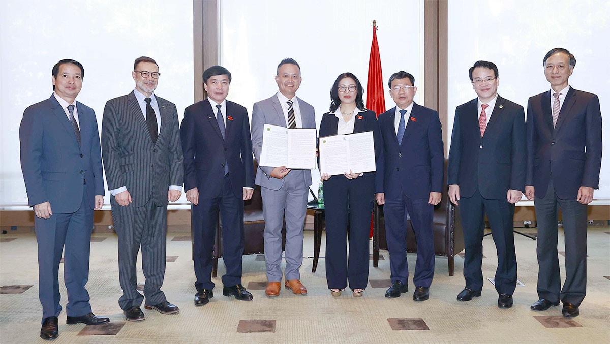 Học viện Nông nghiệp Việt Nam hợp tác với doanh nghiệp Australia đào tạo, hỗ trợ khởi nghiệp đổi mới sáng tạo -0