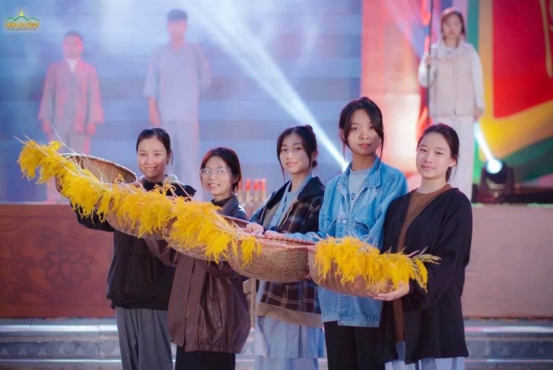 Chùa Ba Vàng tổ chức kỷ niệm 764 năm Ngày sinh Phật hoàng Trần Nhân Tông -2