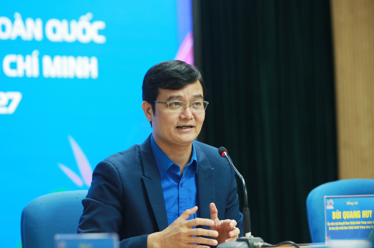 Bí thư thứ nhất Ban chấp hành Trung ương Đoàn, Trưởng Ban tổ chức Đại hội Bùi Quang Huy phát biểu tại Họp báo