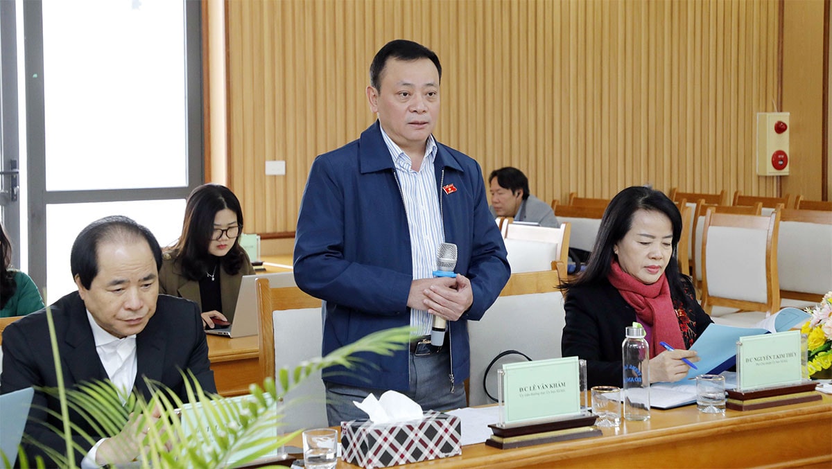 Chủ nhiệm Ủy ban Xã hội Nguyễn Thúy Anh khảo sát việc thực hiện chính sách, pháp luật về tài chính, nhân lực y tế tại Phú Thọ -1