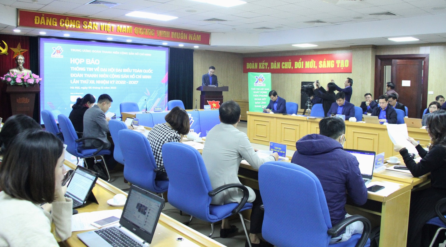 Quang cảnh buổi họp báo