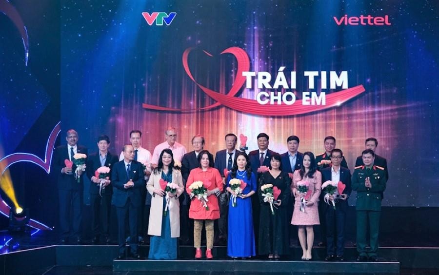 Vietcombank tiếp tục dành 2 tỷ đồng cho Chương trình 