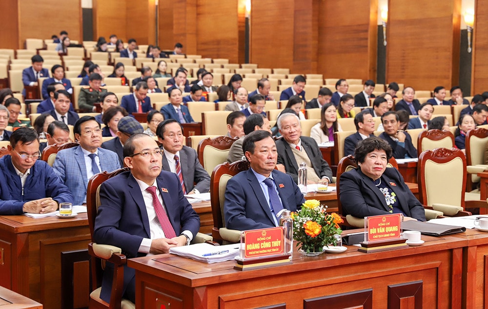 Các đại biểu tham dự kỳ họp - Ảnh BẢO TRÂM