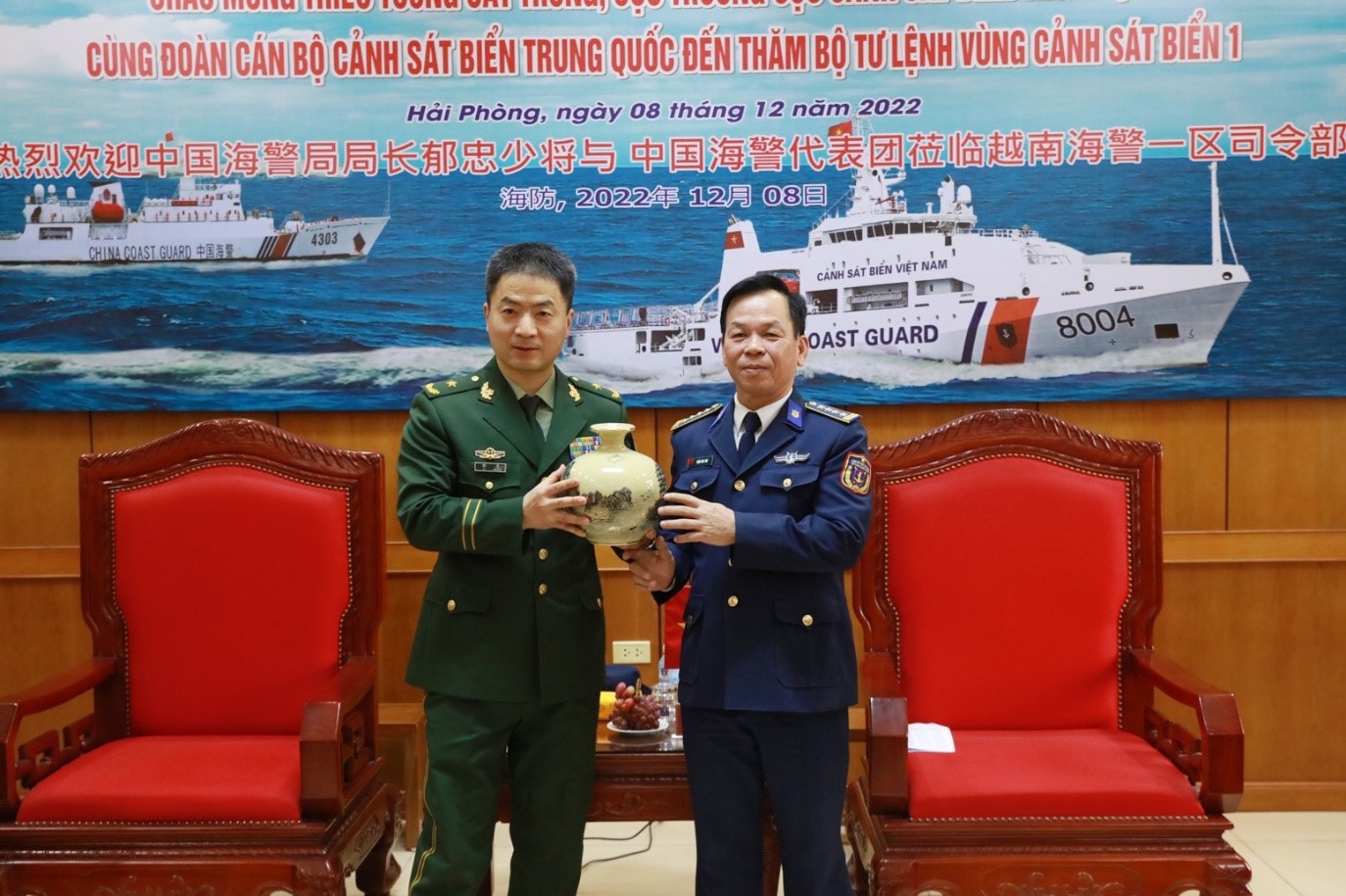 Đoàn đại biểu Cảnh sát biển Trung Quốc thăm Bộ Tư lệnh Vùng Cảnh sát biển 1 -0
