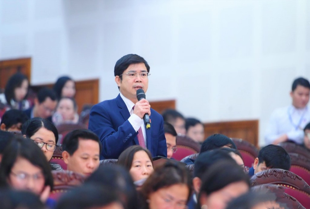Chủ tịch UBND huyện Thanh Chương Trình Văn Nhã phát biểu “Các địa phương sợ trách nhiệm trong xử lý thủ tục đất đai” -0