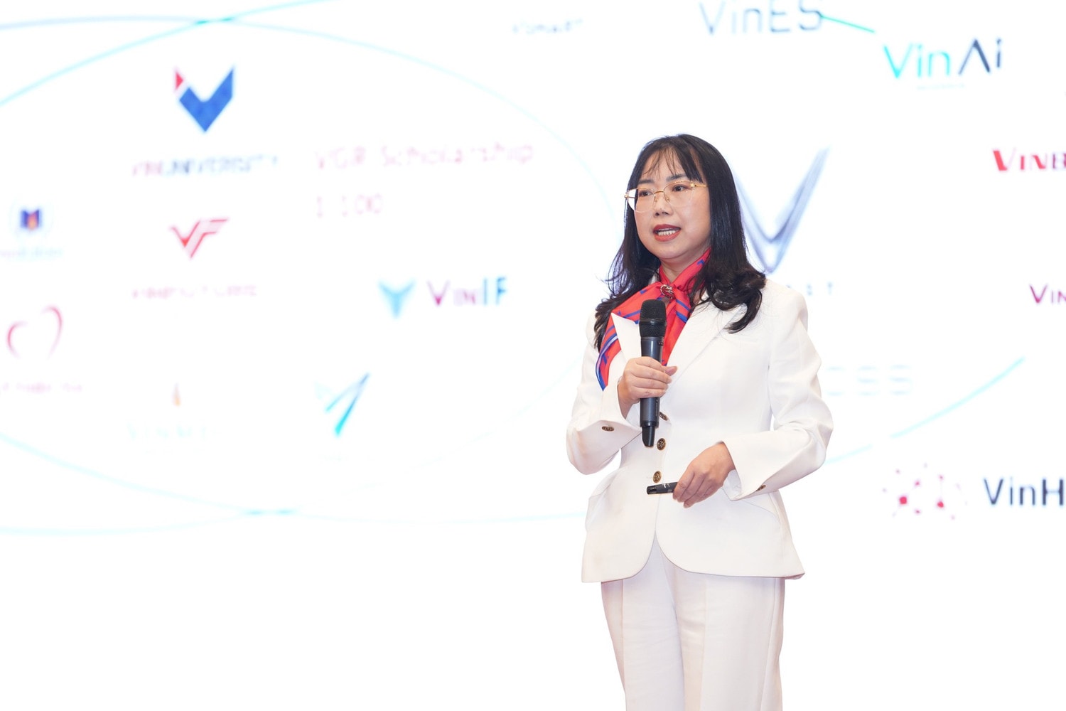 VINIF tài trợ 62 tỷ đồng học bổng thạc sĩ và tiến sĩ và sau tiến sĩ năm 2022 -0