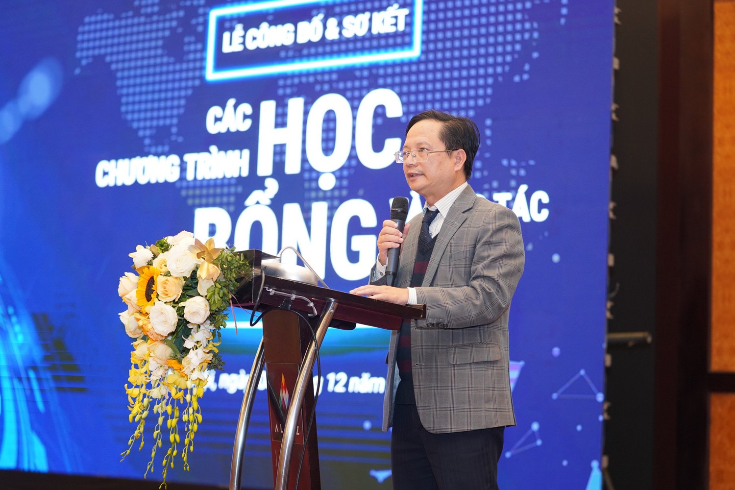 VINIF tài trợ 62 tỷ đồng học bổng thạc sĩ và tiến sĩ và sau tiến sĩ năm 2022 -0