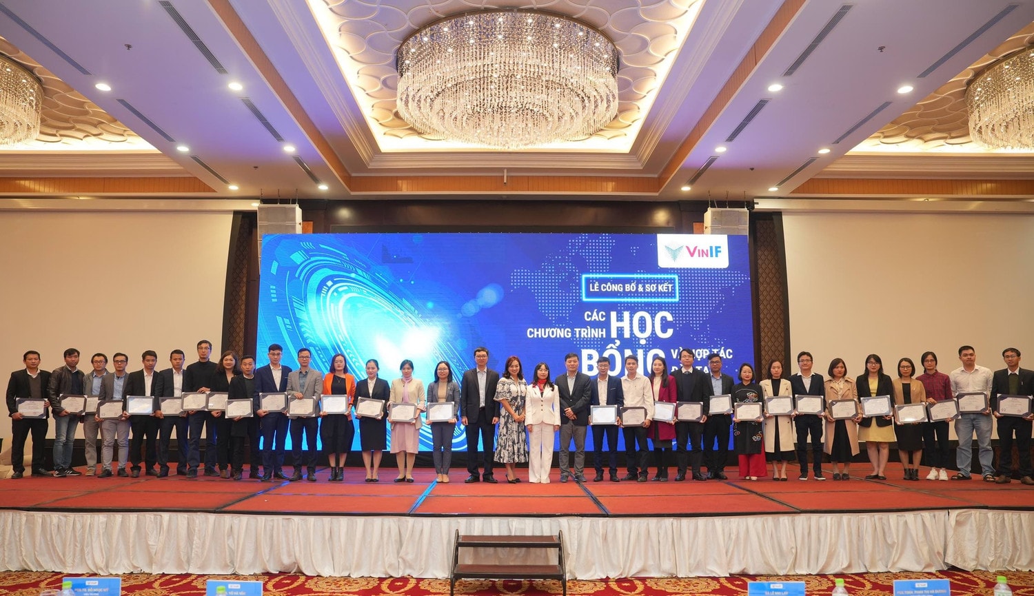 VINIF tài trợ 62 tỷ đồng học bổng thạc sĩ và tiến sĩ và sau tiến sĩ năm 2022 -0