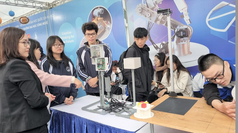 Khu đô thị Đại học Quốc gia Hà Nội “5 trong 1” đã thu hút nhiều nhà đầu tư -0