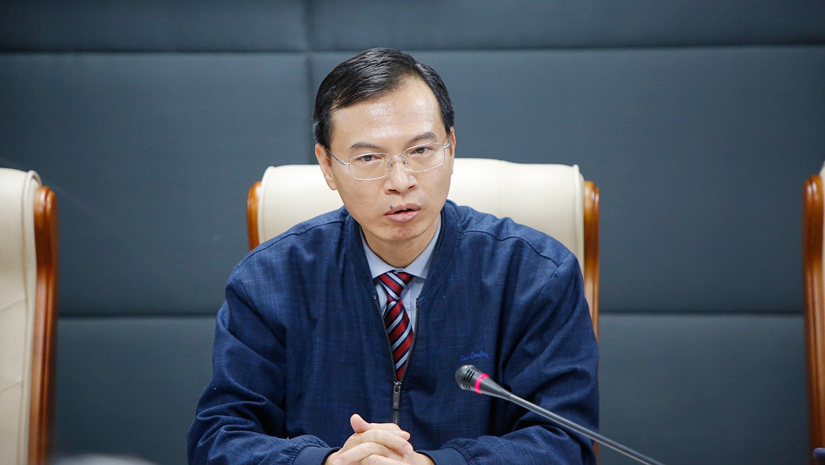 MC: Thưa ông Trần Hữu Minh, Chánh văn phòng Ủy ban An toàn giao thông Quốc gia, là Ủy ban chịu trách nhiệm chính về công tác bảo đảm TTATGT, ông có thể đánh giá công tác này trên toàn quốc trong thời gian qua như thế nào? Đâu là nguyên nhân chính dẫn tới gia tăng số vụ tai nạn giao thông?
