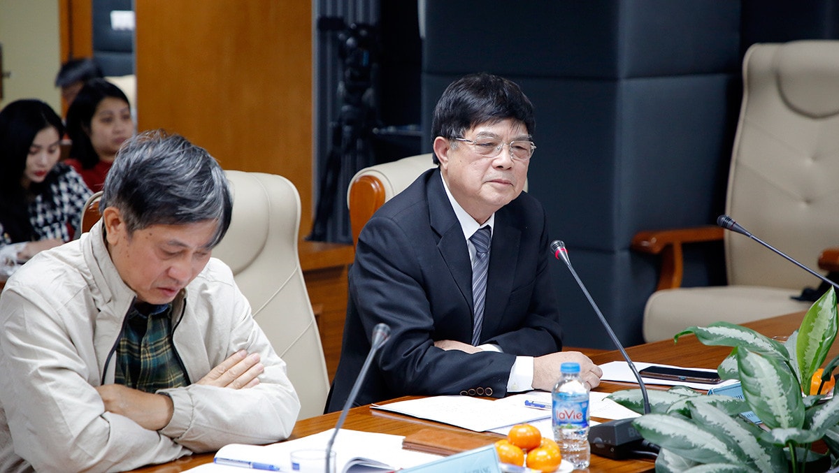 MC: Việc xây dựng văn hóa giao thông không chỉ phụ thuộc vào sự nâng cao nhận thức, ý thức tự giác chấp hành của người tham gia giao thông mà còn phải đồng bộ với các quy định pháp luật, môi trường giao thông, trách nhiệm của người thực thi công vụ. Văn hóa giao thông được coi như là loại vaccine, loại thuốc trị căn bệnh về tai nạn giao thông một cách bền vững mà không để lại di chứng.Thưa ông Khương Kim Tạo, ông có thể làm rõ thêm về khái niệm và tác dụng triển khai văn hóa giao thông, cách