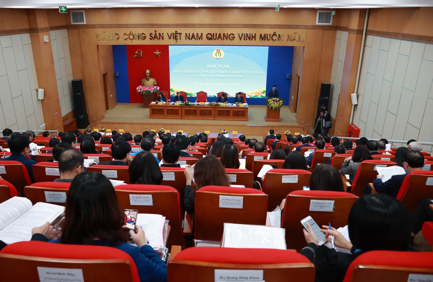 Thu nhập của người lao động làm công hưởng lương bình quân khoảng 7,5 triệu đồng -0