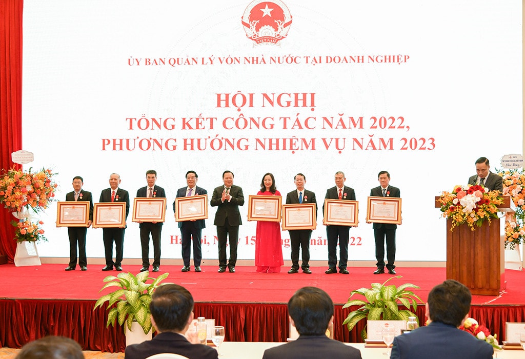 Tiếp tục vững bước để giữ vững vai trò nòng cốt của kinh tế nhà nước -0