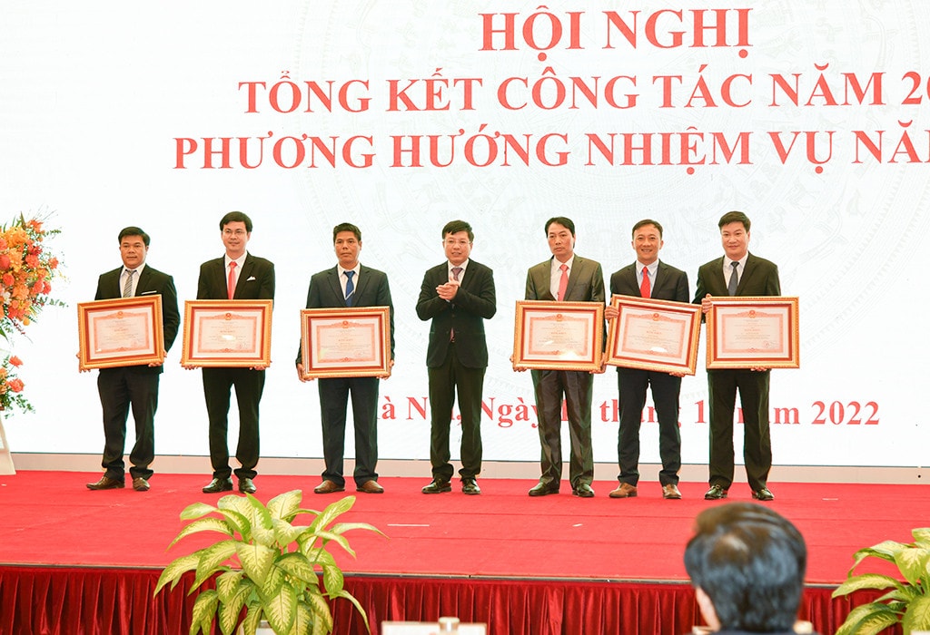 Tiếp tục vững bước để giữ vững vai trò nòng cốt của kinh tế nhà nước -0
