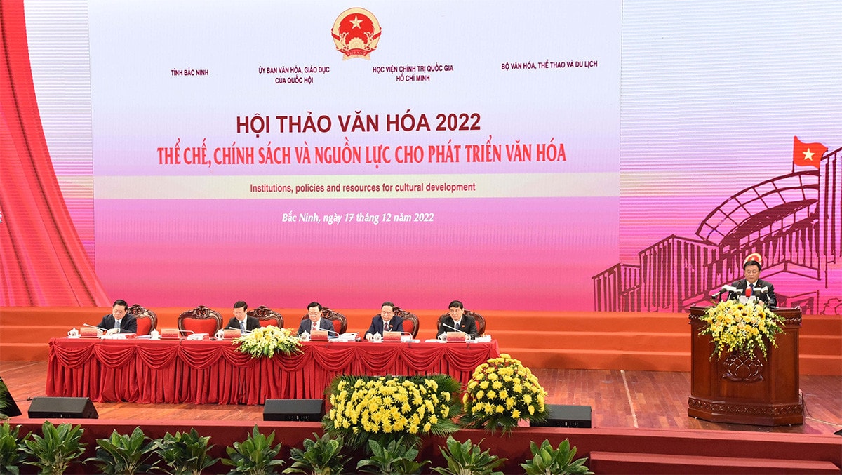 Giải quyết thật tốt các mối quan hệ biện chứng cơ bản, phản ánh sâu sắc quy luật phát triển của văn hoá Việt Nam -0