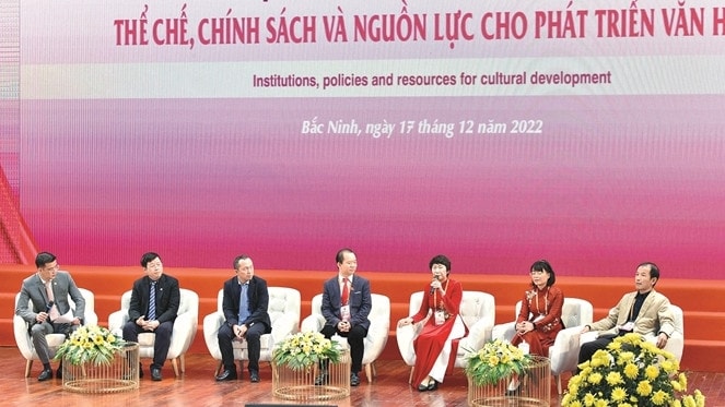 Các đại biểu thảo luận tại phiên chuyên đề của hội thảo văn hóa 2022 Ảnh: Lâm Hiển