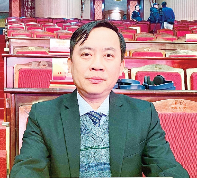 Toàn diện, thẳng thắn, thiết thực
