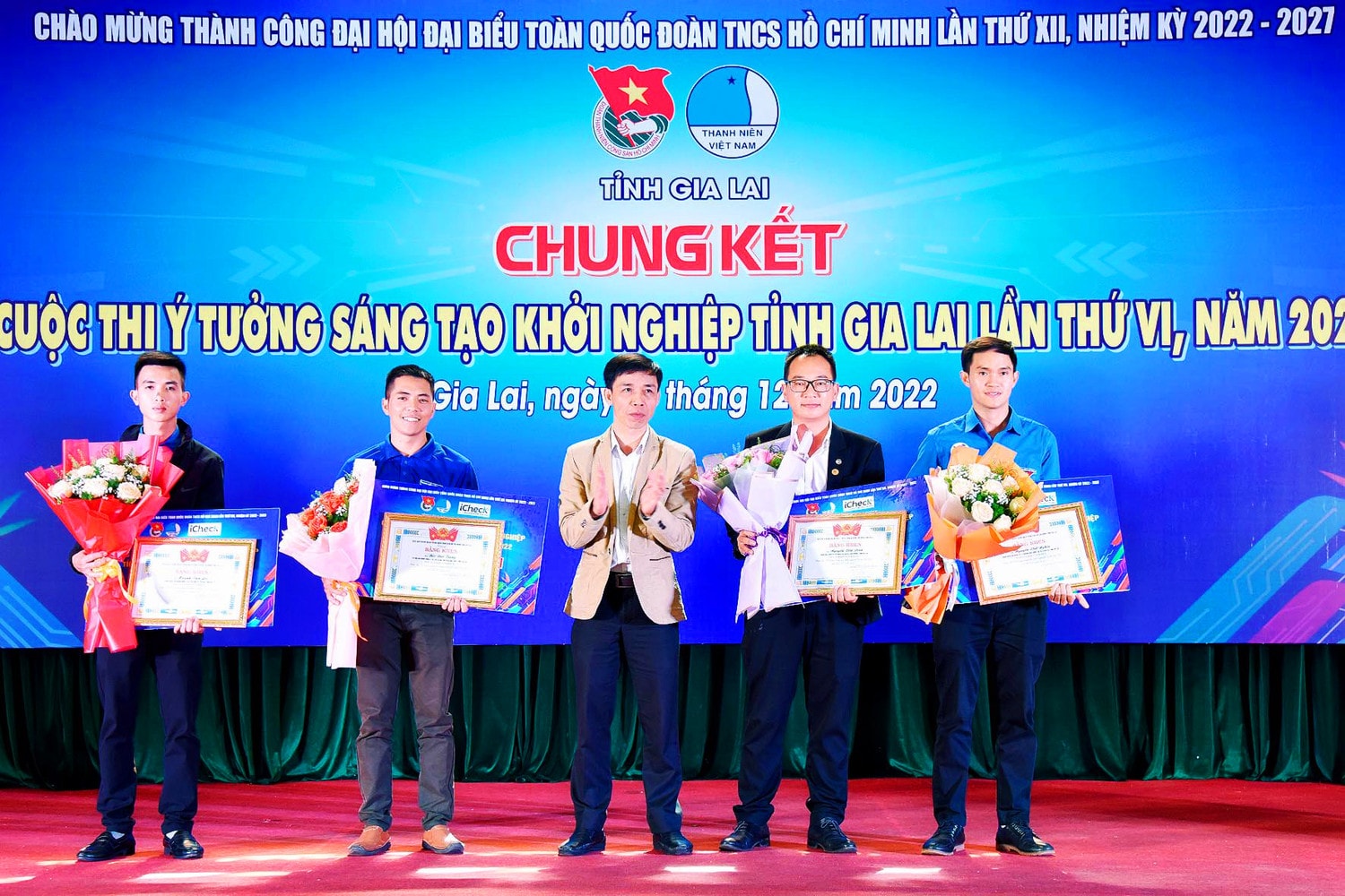 Gia Lai: Làng nghề đan lát đạt giải nhất “Ý tưởng sáng tạo khởi nghiệp” 2022 -0